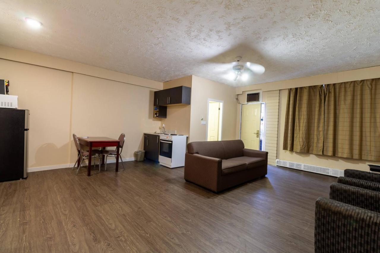 North Star Inn & Suites Prince George Esterno foto