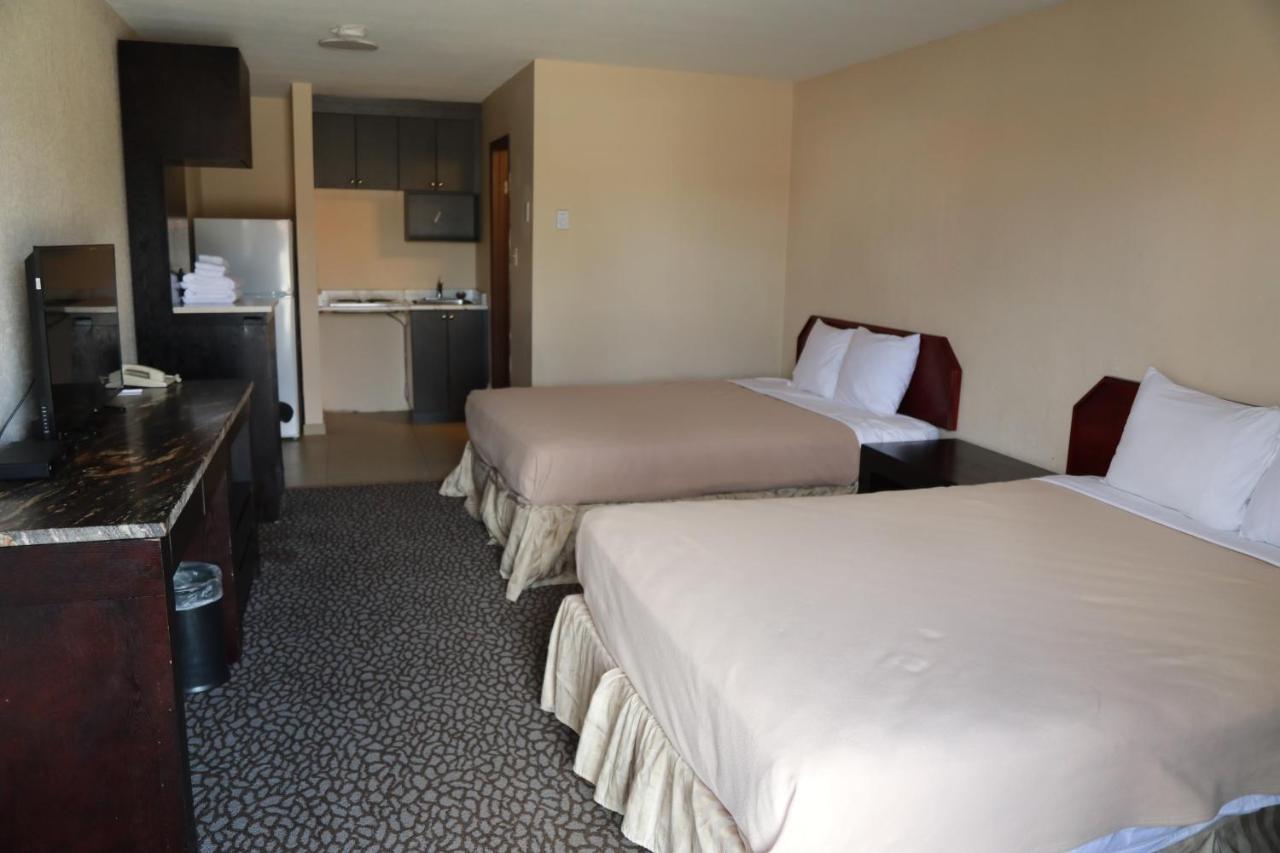 North Star Inn & Suites Prince George Esterno foto